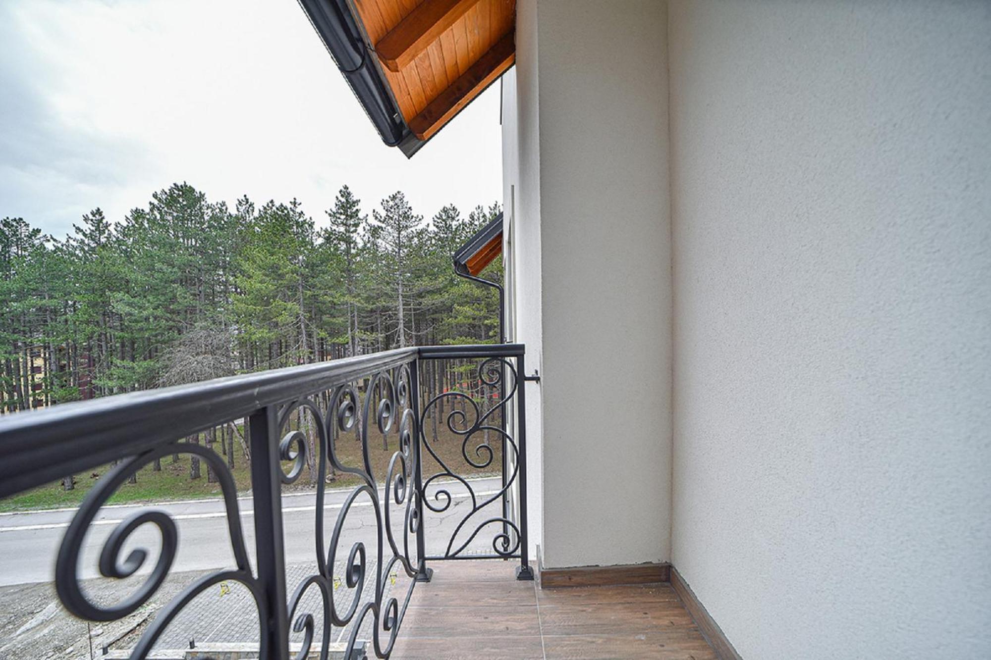 Aparthotel Beli Bor Zlatibor Esterno foto